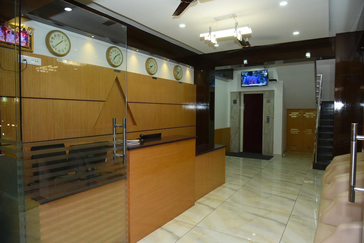 Capital O 76622 Hotel Raama Grand Mysore Exterior photo